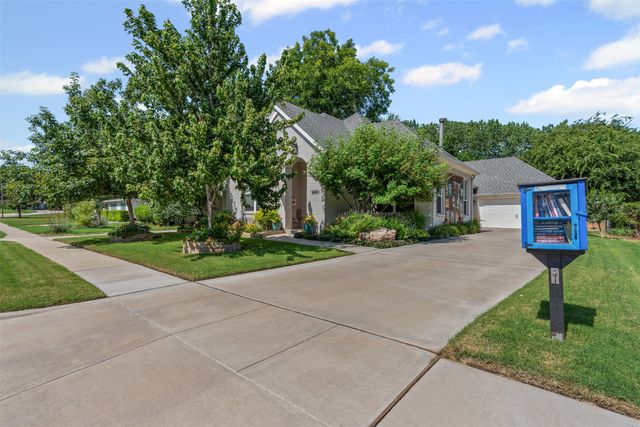 5880 Tracyne Drive, Westworth Village, TX 76114