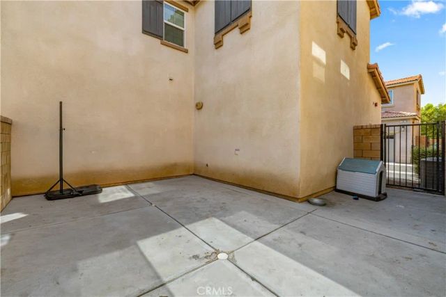 145 Camden Court, Perris, CA 92571