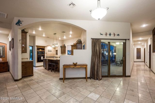 5340 Superstition Drive, Las Cruces, NM 88011