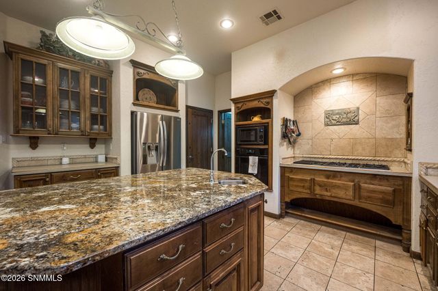 5340 Superstition Drive, Las Cruces, NM 88011