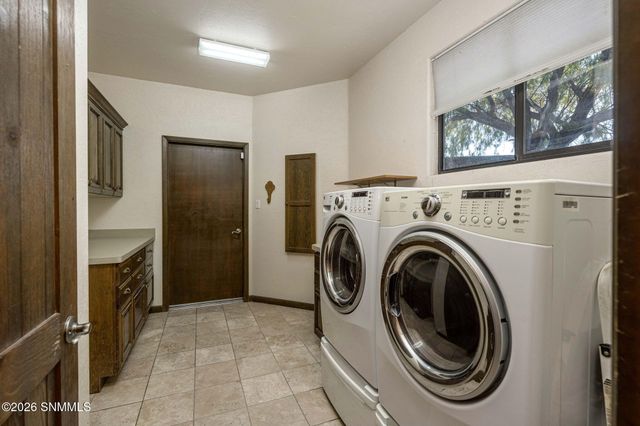 5340 Superstition Drive, Las Cruces, NM 88011