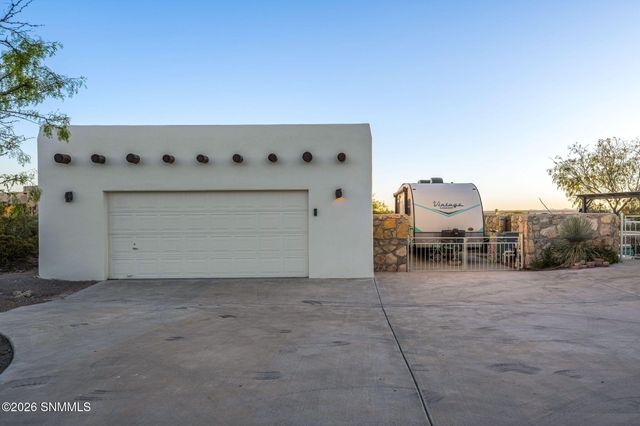 5340 Superstition Drive, Las Cruces, NM 88011