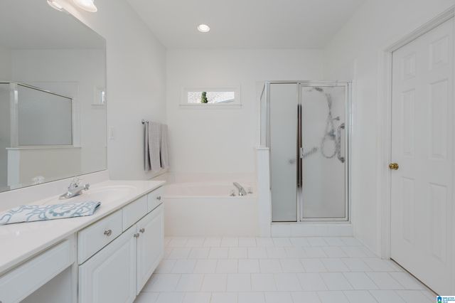 4524 GUILFORD CIRCLE, Hoover, AL 35242