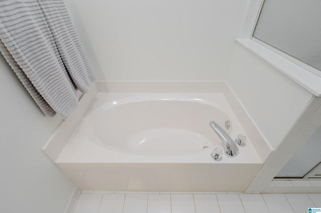 4524 GUILFORD CIRCLE, Hoover, AL 35242