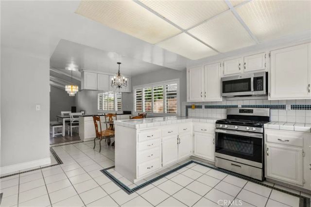 19730 Septo, Chatsworth, CA 91311