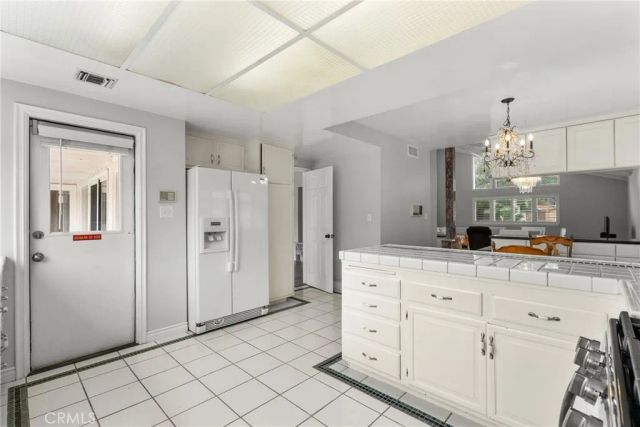 19730 Septo, Chatsworth, CA 91311