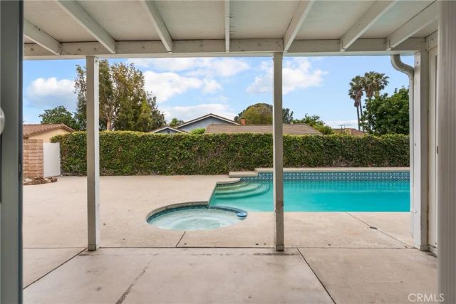 19730 Septo, Chatsworth, CA 91311