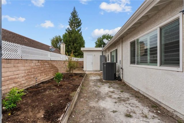 19730 Septo, Chatsworth, CA 91311