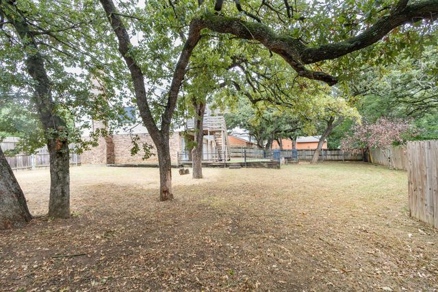 5000 Bama Drive, Arlington, TX 76017