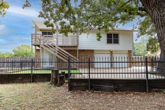 5000 Bama Drive, Arlington, TX 76017