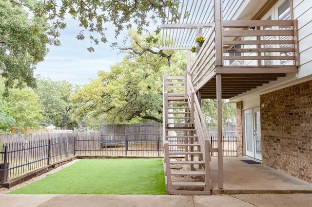 5000 Bama Drive, Arlington, TX 76017