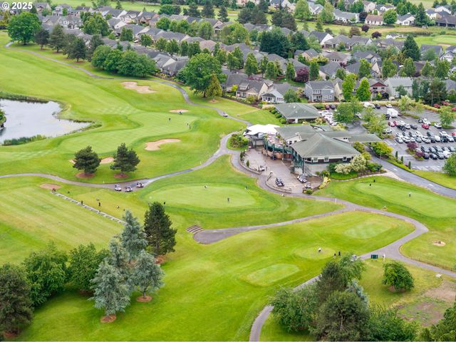 2303 Miller Farm Rd, Woodburn, OR 97071