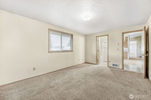 22624 82nd Avenue E, Graham, WA 98338