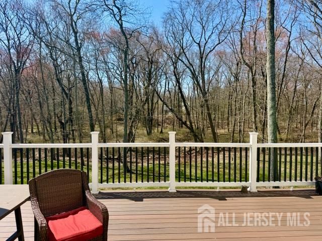 1 Schindler Lane, Monroe, NJ 08831