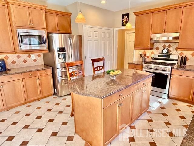 1 Schindler Lane, Monroe, NJ 08831