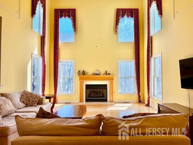 1 Schindler Lane, Monroe, NJ 08831