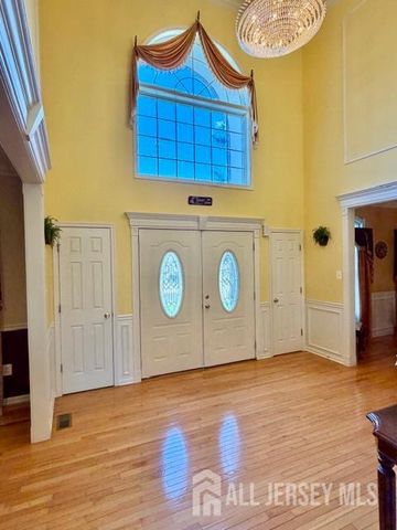 1 Schindler Lane, Monroe, NJ 08831