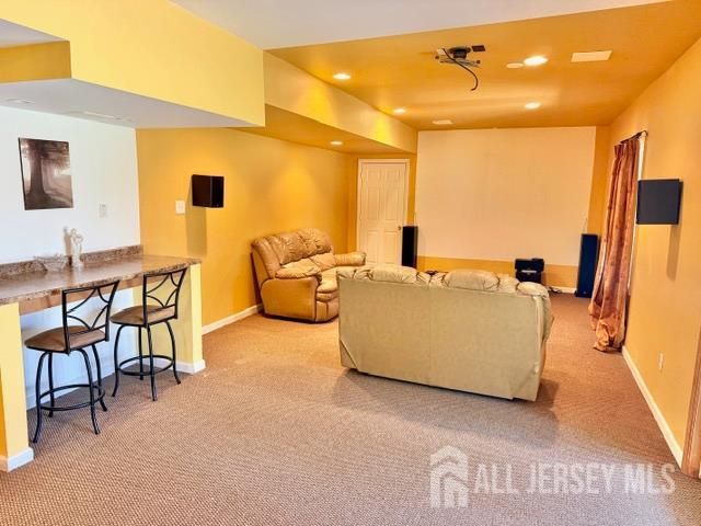 1 Schindler Lane, Monroe, NJ 08831