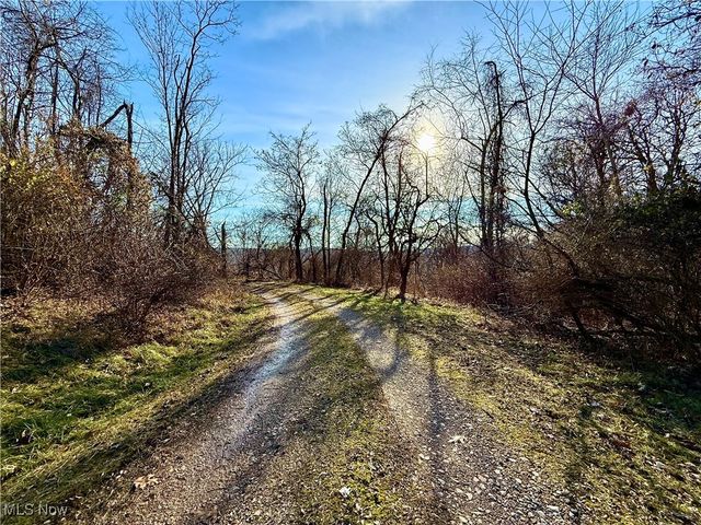 1491 4th Avenue, Parkersburg, WV 26101