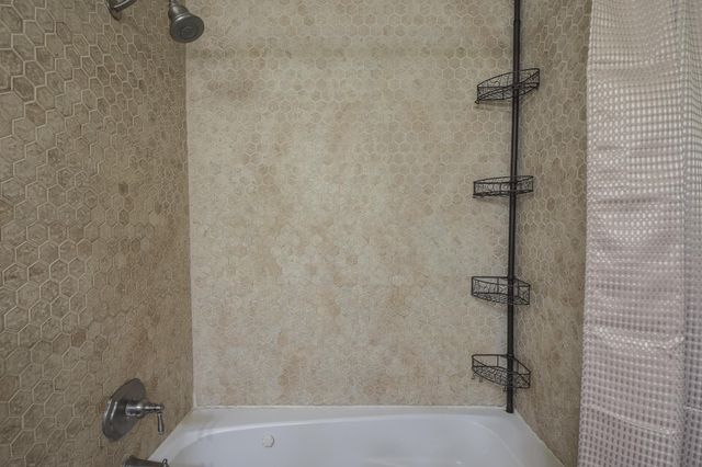 5190 Edinburgh Way, Big Lake, MN 55309