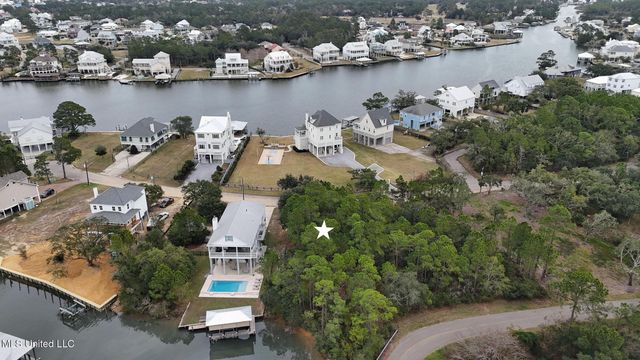 Sunset Drive, Pass Christian, MS 39571