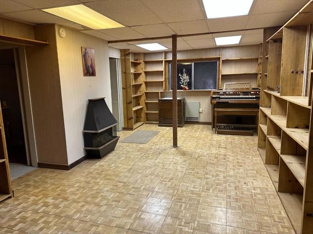 121 La Honda Road, Woodside, CA 94062