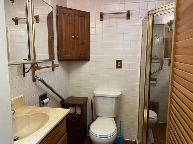 121 La Honda Road, Woodside, CA 94062