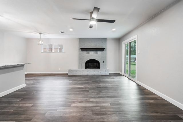 813 S Valentine Drive, Sherman, TX 75090