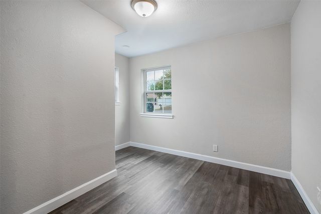 813 S Valentine Drive, Sherman, TX 75090