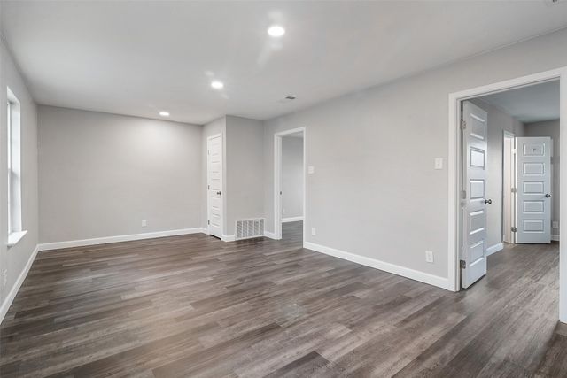 813 S Valentine Drive, Sherman, TX 75090