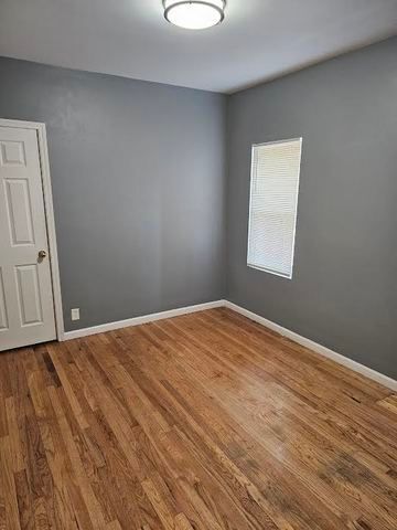5649 N MASON Avenue, Chicago, IL 60646