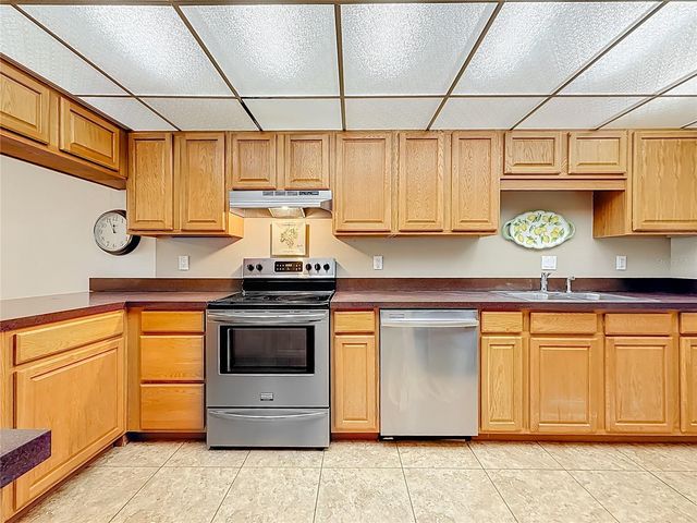 3505 TARPON WOODS BOULEVARD P403, Palm Harbor, FL 34685