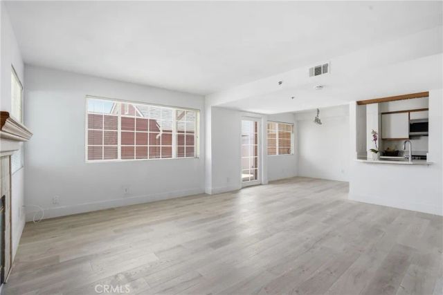 2473 Village Green, Santa Maria, CA 93455