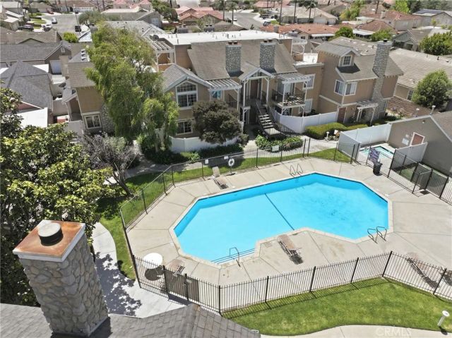 2473 Village Green, Santa Maria, CA 93455
