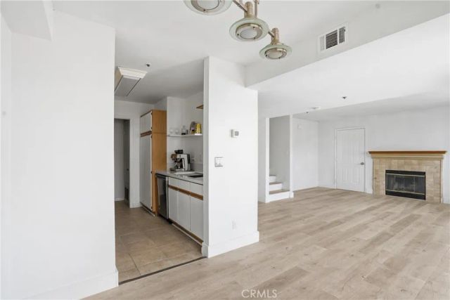 2473 Village Green, Santa Maria, CA 93455