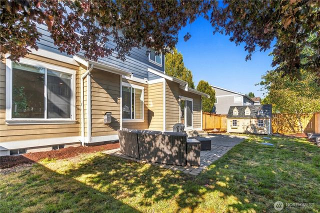 18330 121st Street E, Bonney Lake, WA 98391