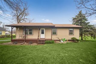 4760 NW 6th Drive, Des Moines, IA 50313
