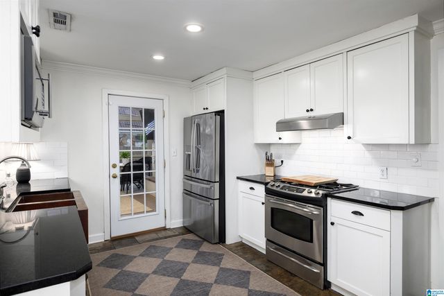 23 EDGEHILL ROAD, Homewood, AL 35209