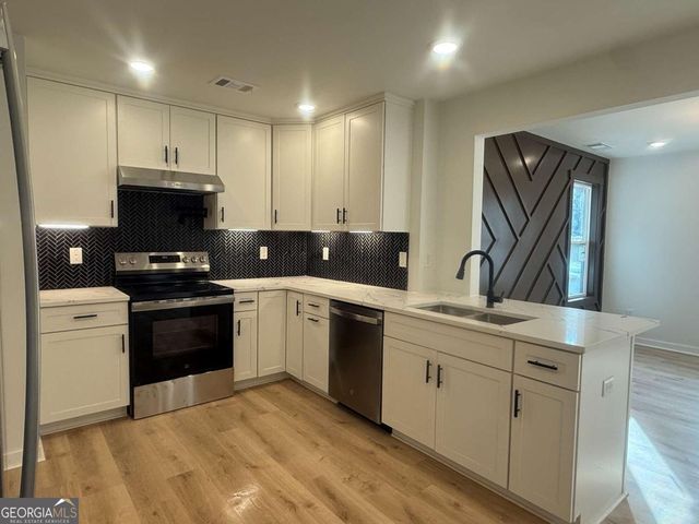 3112 North Ave, Scottdale, GA 30079