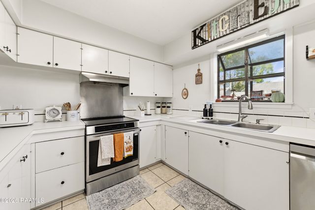 107 Bonnet Street, New Iberia, LA 70563