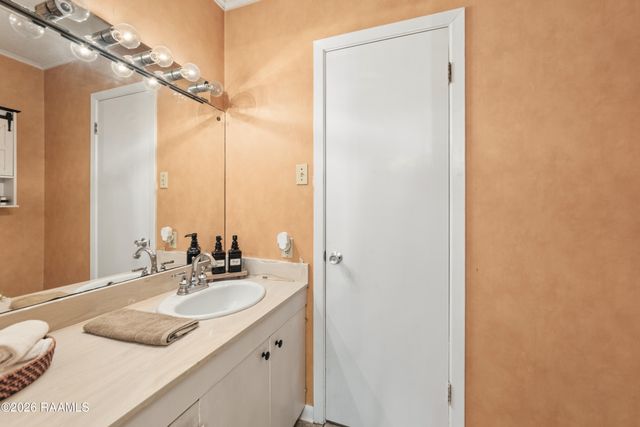 107 Bonnet Street, New Iberia, LA 70563