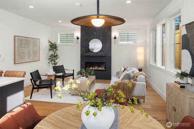 13123 NE 87th Lane, Kirkland, WA 98033