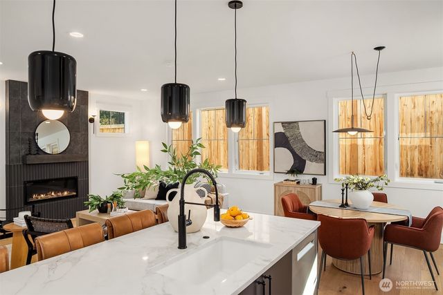 13123 NE 87th Lane, Kirkland, WA 98033