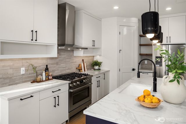 13123 NE 87th Lane, Kirkland, WA 98033