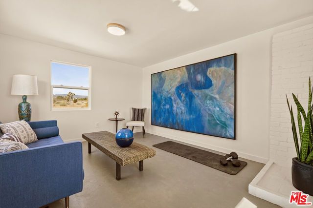 60939 Sunny Vista Road, Landers, CA 92285