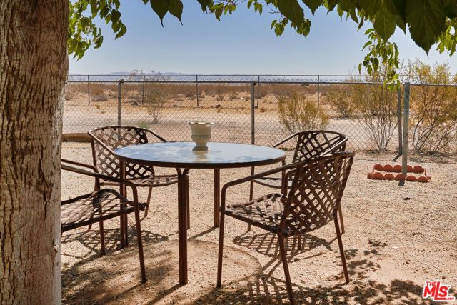 60939 Sunny Vista Road, Landers, CA 92285