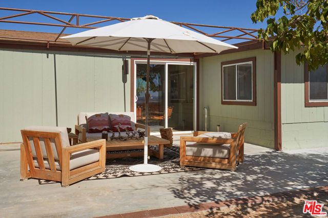 60939 Sunny Vista Road, Landers, CA 92285