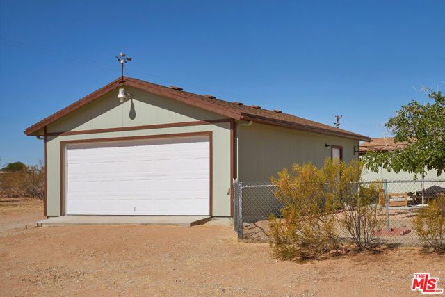 60939 Sunny Vista Road, Landers, CA 92285