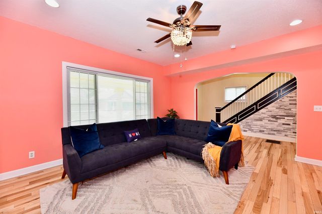 627 N GRAY Street, Indianapolis, IN 46201