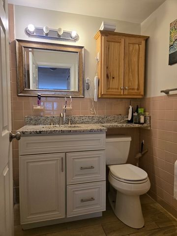 2 Old Colony Lane 8, Arlington, MA 02476